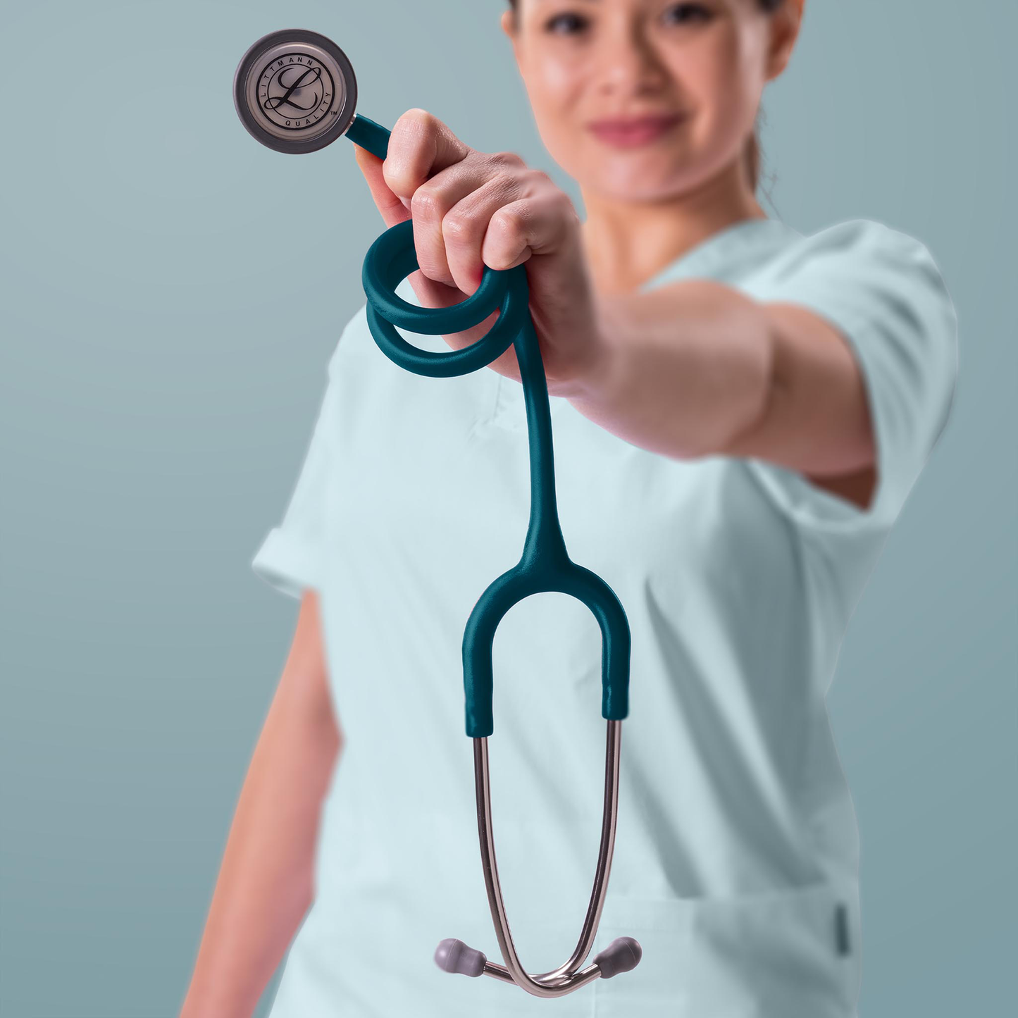 Littmann Classic III Monitoring Stethoscope: Satin Caribbean Blue Tube 5623C